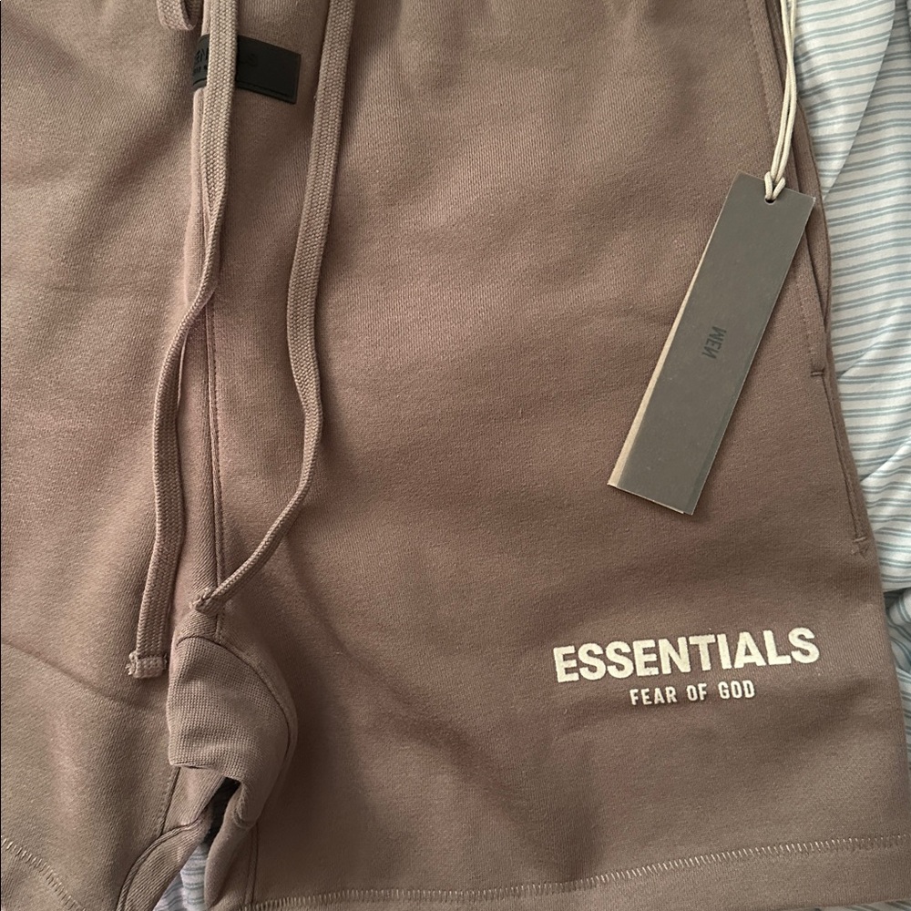 Fear of God Essentials Taupe Shorts - Picture 2 of 6